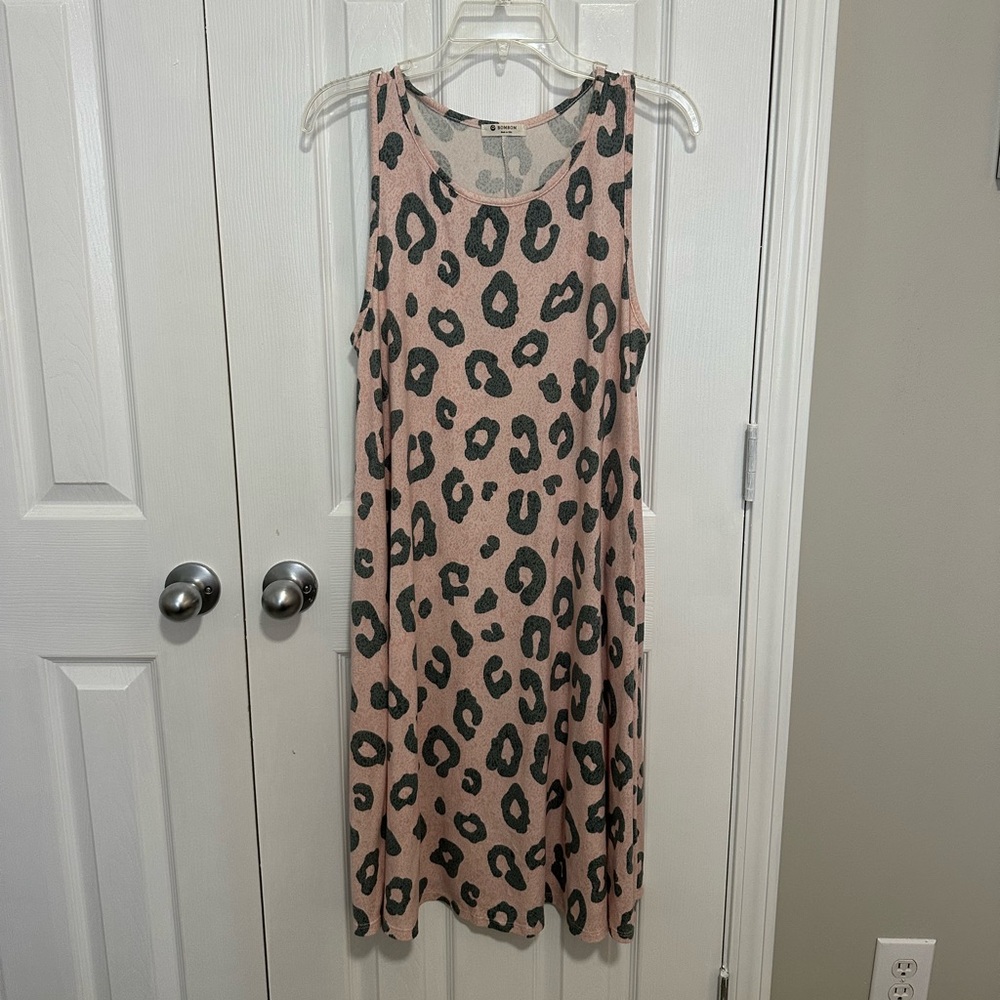 Leopard Print Sleeveless Dress